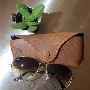 NWOT Aviator Ray Bans